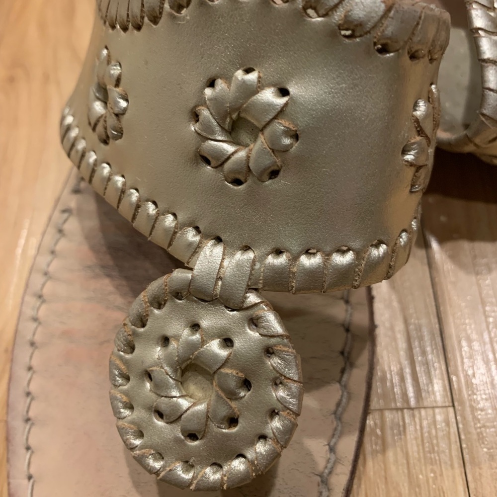 Used Sz 9 Platinum Jack Rogers Hamptons Sandals